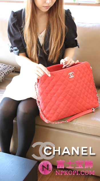 シャネル CHANEL マトラッセライン ソフトキャビアスキン ショルダーバッグ レッド＆シルバー A66803 【2012年新作】
